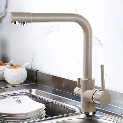 360-Grad-Drehung Messing Trinkwasser gefiltertes Wasser Küchenarmatur Biegung & doppelter rechtwinkliger Wasserhahn für Küchenspüle Wasser